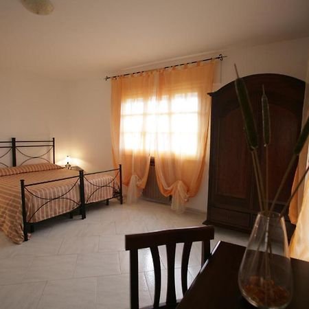 Bed And Breakfast Casagalez Santa Domenica  Værelse billede